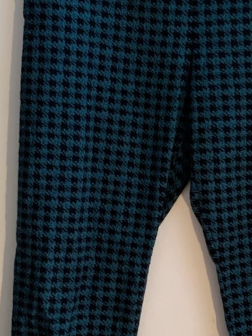 Me Low, Women's stretchy Houndstooth Slim Pants in Teal & Black Size 8
